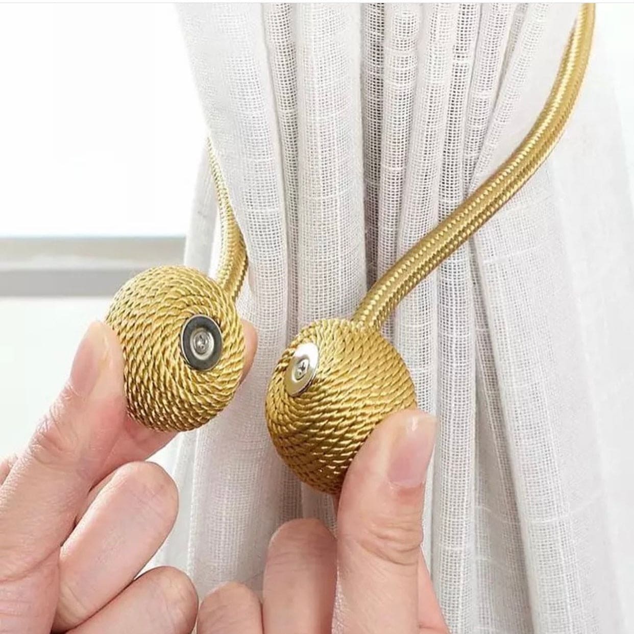 Set of 2 Colorful Magnetic Curtain Tieback, Curtain Holder, Holdbacks Decorative Curtain Clips, Buckle Strap Rope Set of 2 Colorful Magnetic Curtain Tieback, Curtain Holder, Holdbacks Decorative Curtain Clips, Buckle Strap Rope